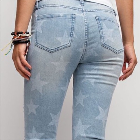 Light Denim Distressed Star Printed Jeans - Picture 7 of 8